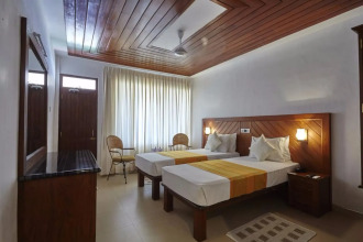 Coral Sands Hotel