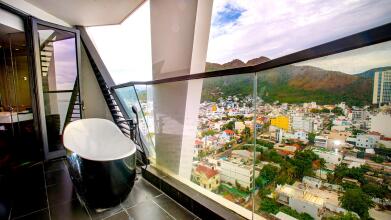 Boton Blue Hotel & Spa Nha Trang