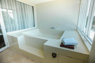 Sanur Resort Watujimbar