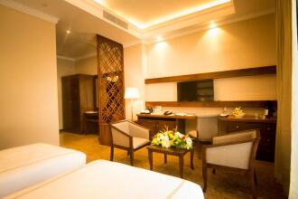 The Golden Crown Hotel