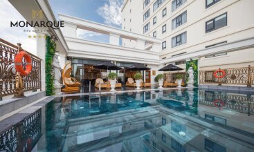 Monarque Hotel Danang