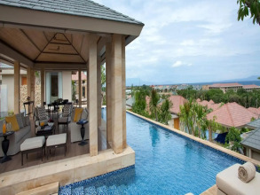 Mulia Villas