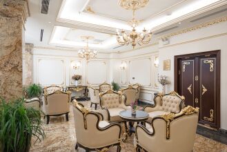 Monarque Hotel Danang