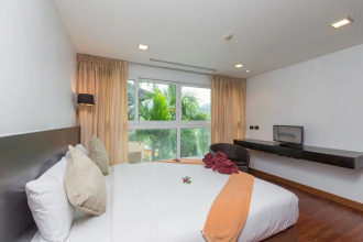 The Palms, Kamala Beach