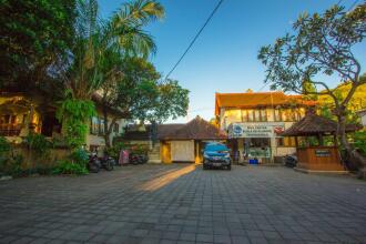 Arya Amed Beach Resort