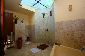 Munduk Moding Plantation Nature Resort & Spa