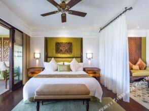 St Regis
