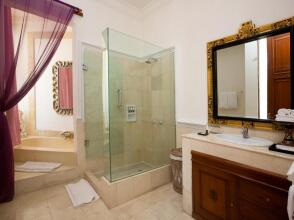 The Mansion Resort Hotel & Spa