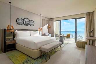 Crowne Plaza Phu Quoc Starbay