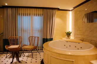 Potique Hotel Nha Trang