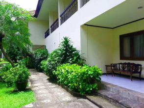 Legian Paradiso Hotel