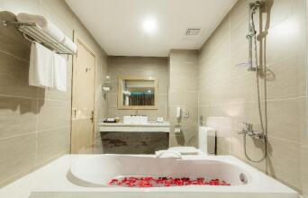 Muong Thanh Luxury Khanh Hoa Hotel