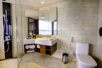 Boton Blue Hotel & Spa Nha Trang