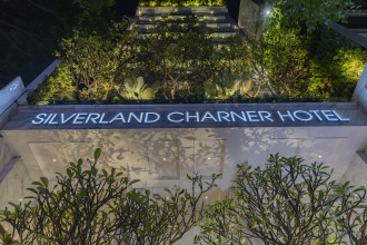 Au Lac Charner Hotel