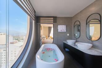 Grand Tourane Hotel Nha Trang