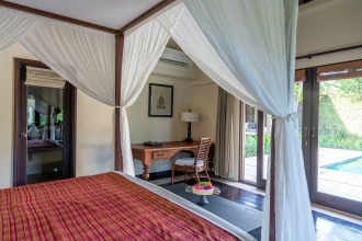 Kayumanis Sanur / Villas & Spa