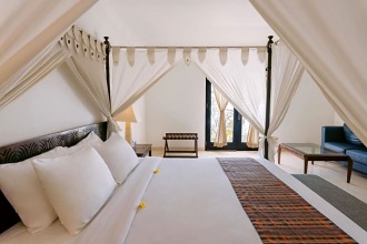 Legong Keraton Beach Hotel