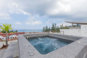 The Palms, Kamala Beach