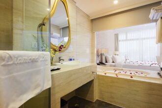 Diamond Bay Hotel Nha Trang