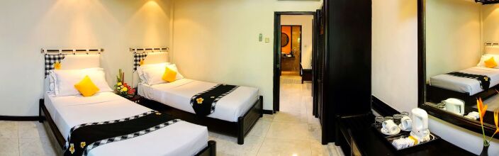 Legian Beach Hotel