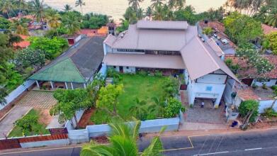 R Degree Hotel