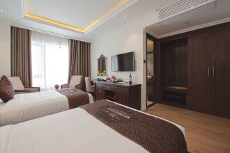 Monarque Hotel Danang