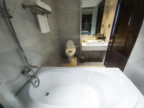 Cordial Grand Hotel Danang 4 Star