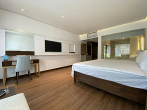 Hoang Ngoc Resort (Oriental Pearl)