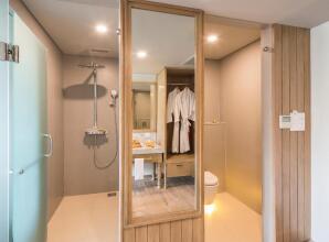 Eastin Ashta Resort Canggu