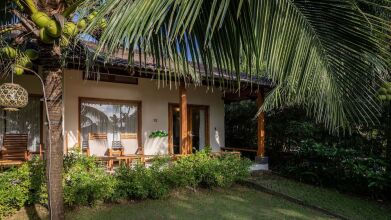 Camia Resort & Spa