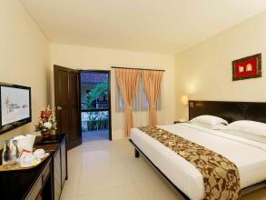 Legian Paradiso Hotel