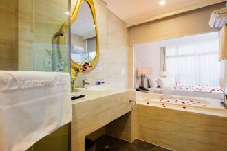 Diamond Bay Hotel Nha Trang