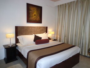 Earl's Regent Hotel