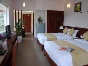 Canary Beach Resort