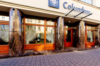 Columbus Hotel
