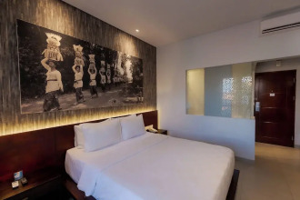 Fourteen Roses Boutique Hotel Legian