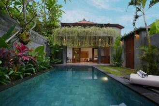 Japa Suites & Villas