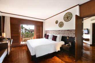 Nusa Dua Beach Hotel & Spa, Bali