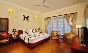 Golden Coast Resort & Spa