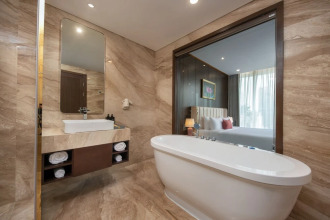 Golden Lotus Grand Hotel Da Nang