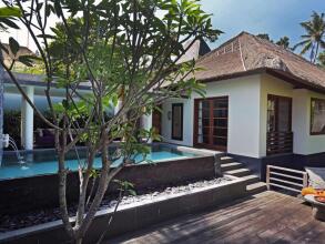 The Purist Villas & Spa