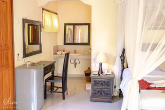Arya Amed Beach Resort