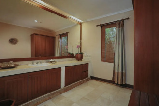 Parigata Villas Resort