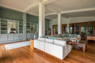 Luxurious 07 Bedroom Hilltop Villa With Private Gym