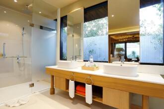 Beyond Resort Khaolak