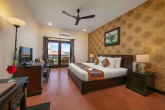 Sea Lion Beach Resort & Spa