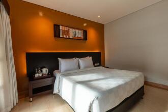 Fourteen Roses Beach Hotel
