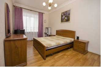 Apartments on Krasnom Ieropolis - 2 