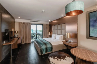 Amaroossa Suite