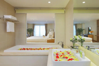 Rosaka Nha Trang Hotel